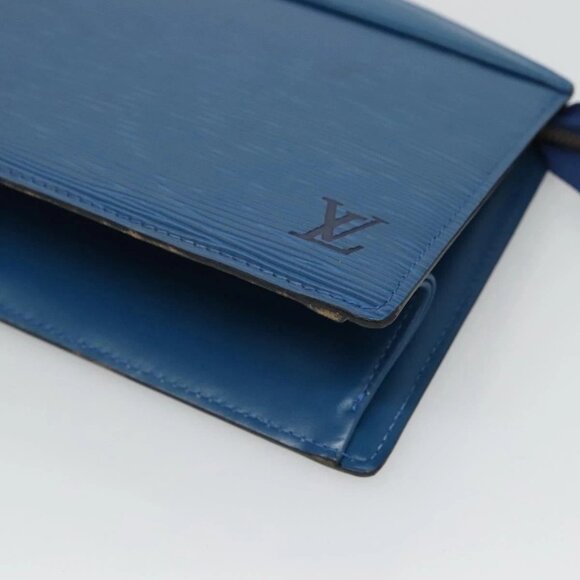 LOUIS VUITTON Epi Trousse Crete Pouch Blue M48405 LV Auth 126015 - Picture 13 of 16